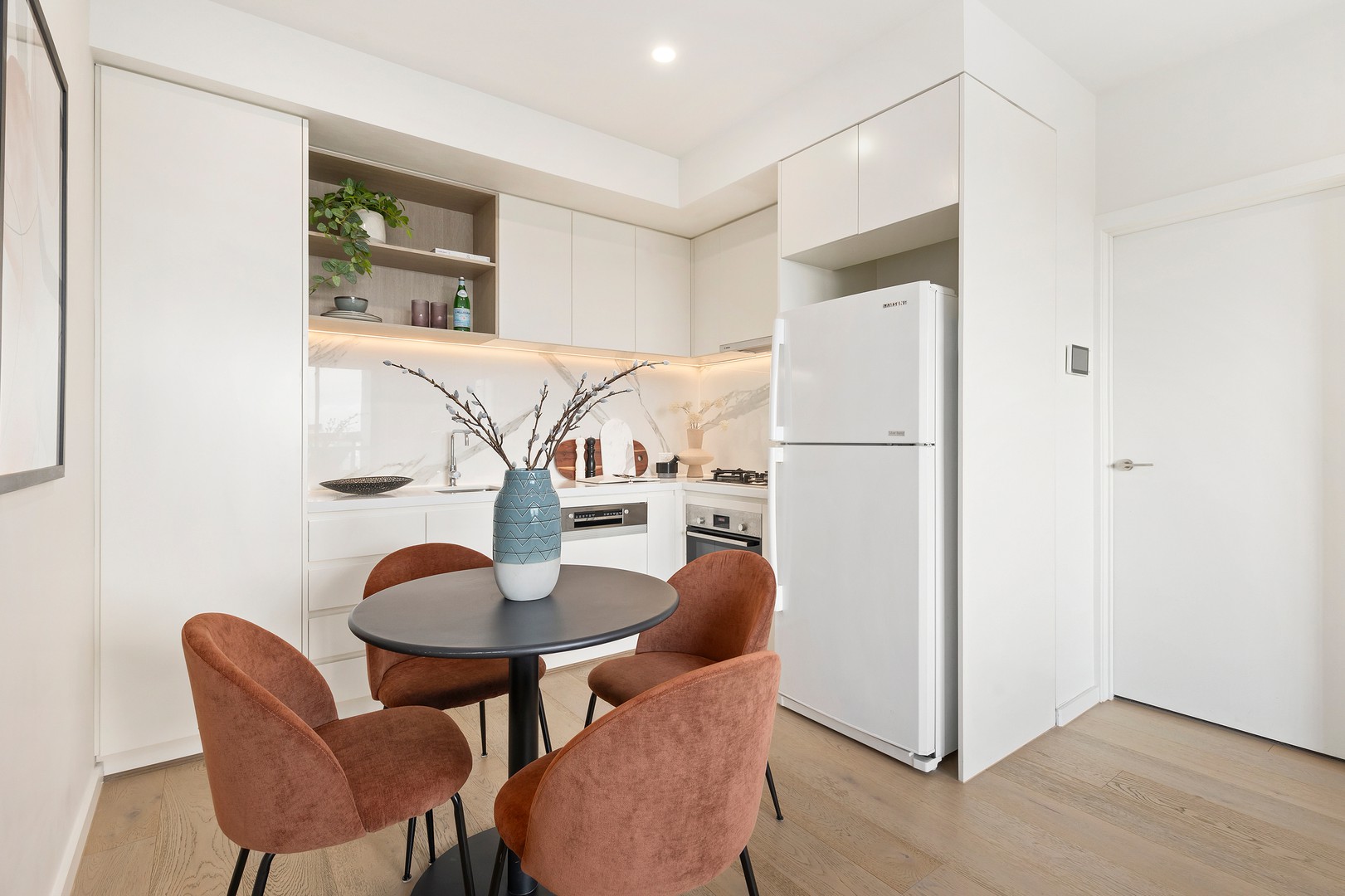 201/23 Russell Street, Essendon, VIC 3040 - Thumbnail 2 - 22/08/2025