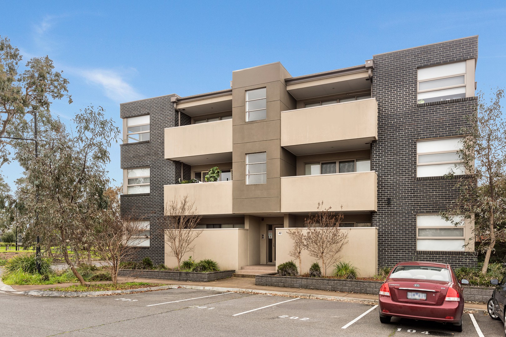 201/42 Rowell  DriveMernda, VIC 3754, Mernda - Thumbnail 2