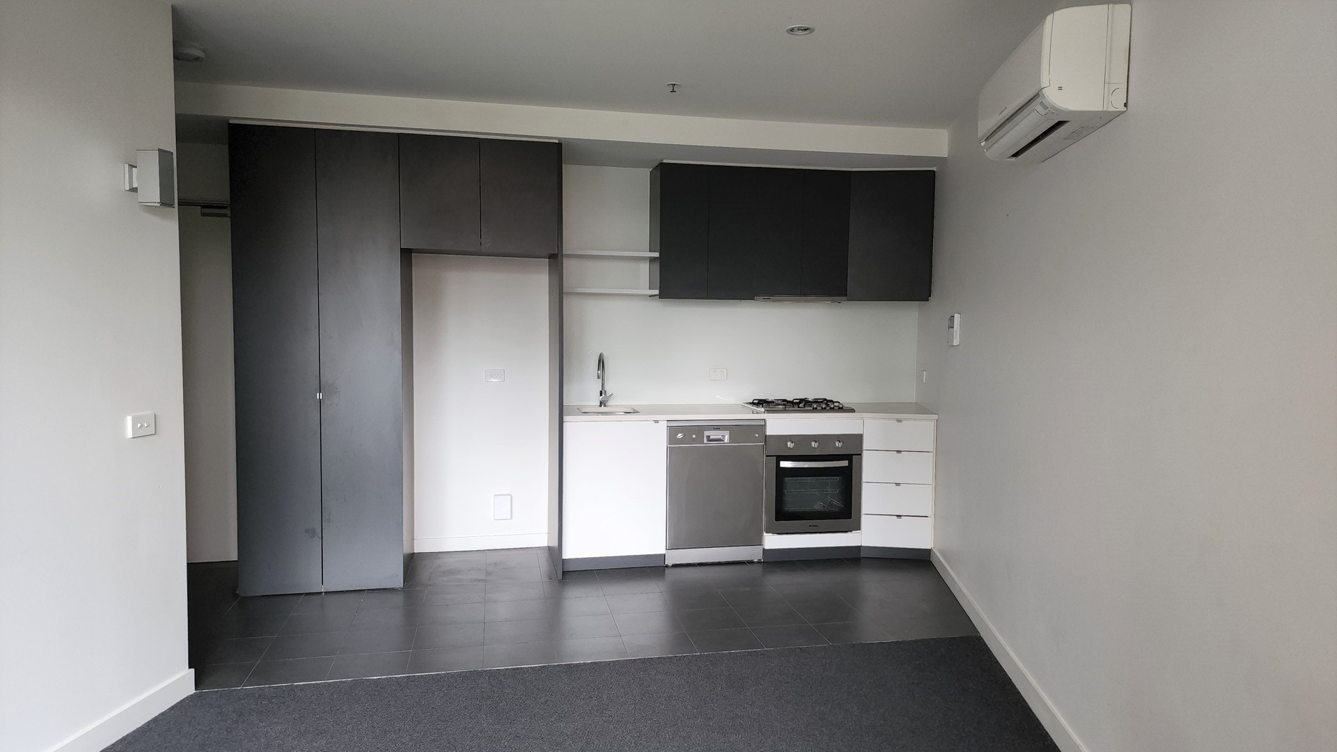 201/55 Collins Street, Essendon, VIC 3040 - Thumbnail 2 - 28/02/2022