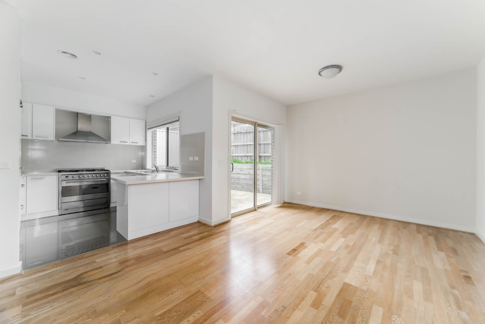 201 Holland Road, Burwood East, VIC 3151, Burwood East - Thumbnail 5