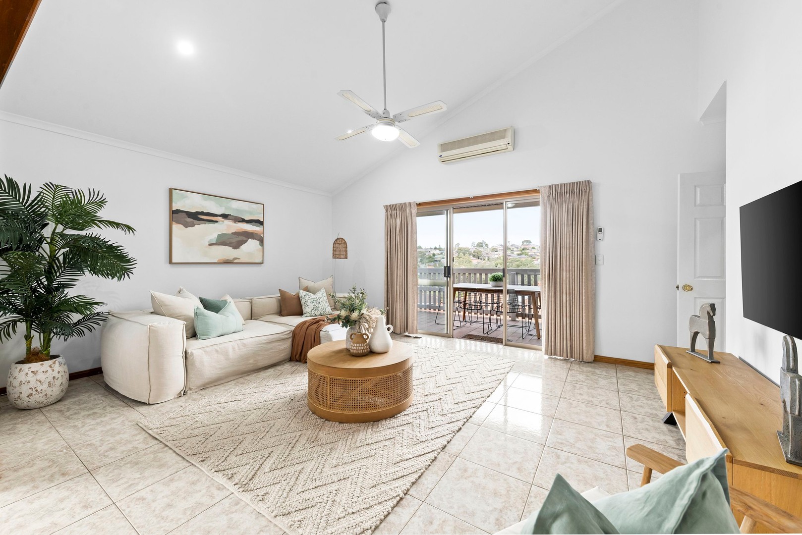 201 Johnstone Street, Westmeadows, VIC 3049, Westmeadows - Thumbnail 5
