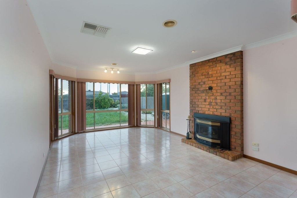 201 Lady Nelson Way, Taylors Lakes, VIC 3038, Taylors Lakes - Thumbnail 5