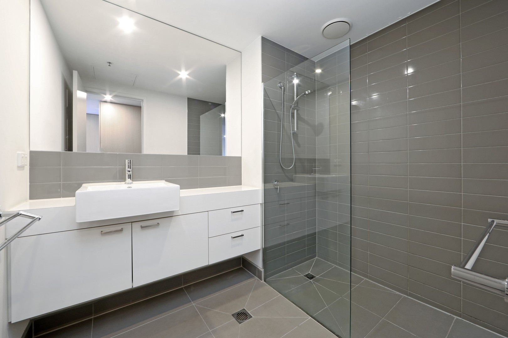 202/175 Kangaroo Road, Hughesdale, VIC 3166, Hughesdale - Thumbnail 8