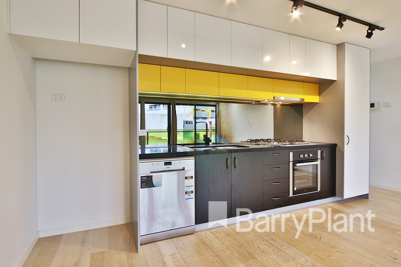 202/18 Whitehorse Road, Blackburn, VIC 3130 - Thumbnail 1 - 28/09/2022