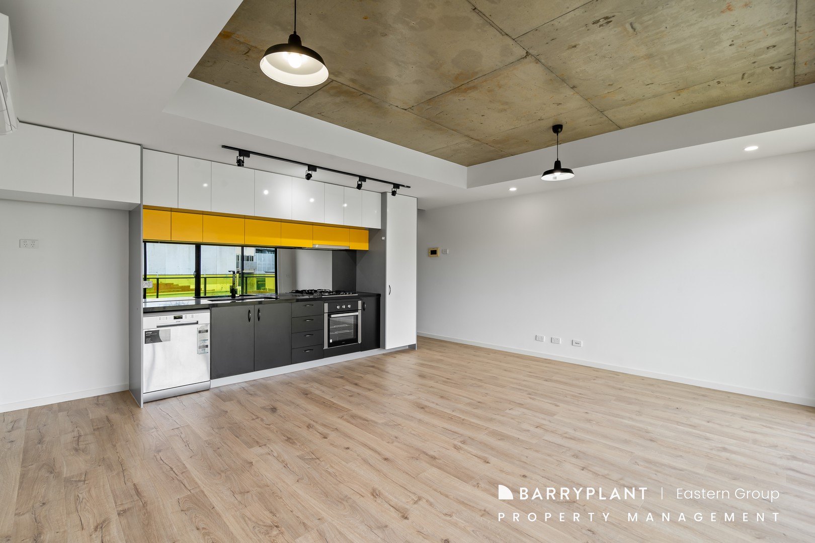 202/18 Whitehorse Road, Blackburn, VIC 3130, Blackburn - Thumbnail 4