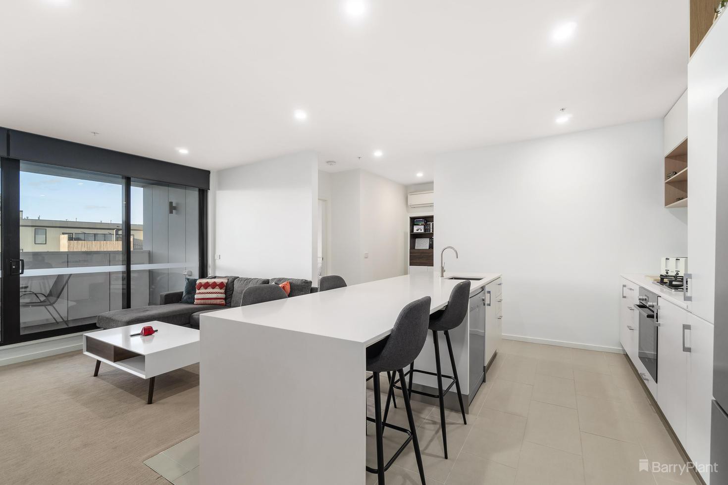 202/30 Bush Boulevard, Mill Park, VIC 3082, Mill Park - Thumbnail 5