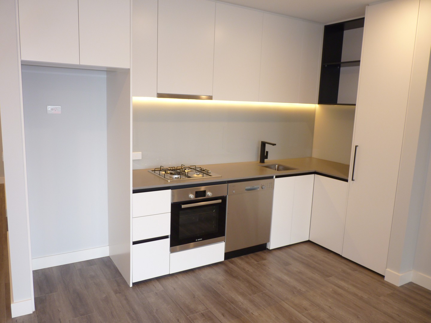 202/55 Railway Road, Blackburn, VIC 3130, Blackburn - Thumbnail 2