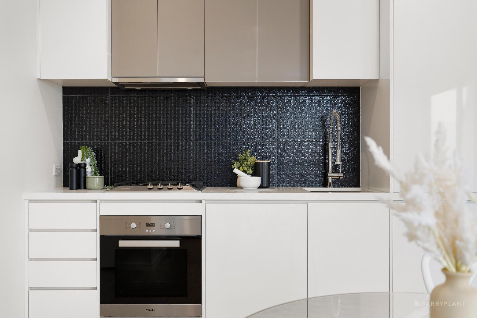 202/956 Doncaster Road, Doncaster East, VIC 3109, Doncaster East - Thumbnail 5