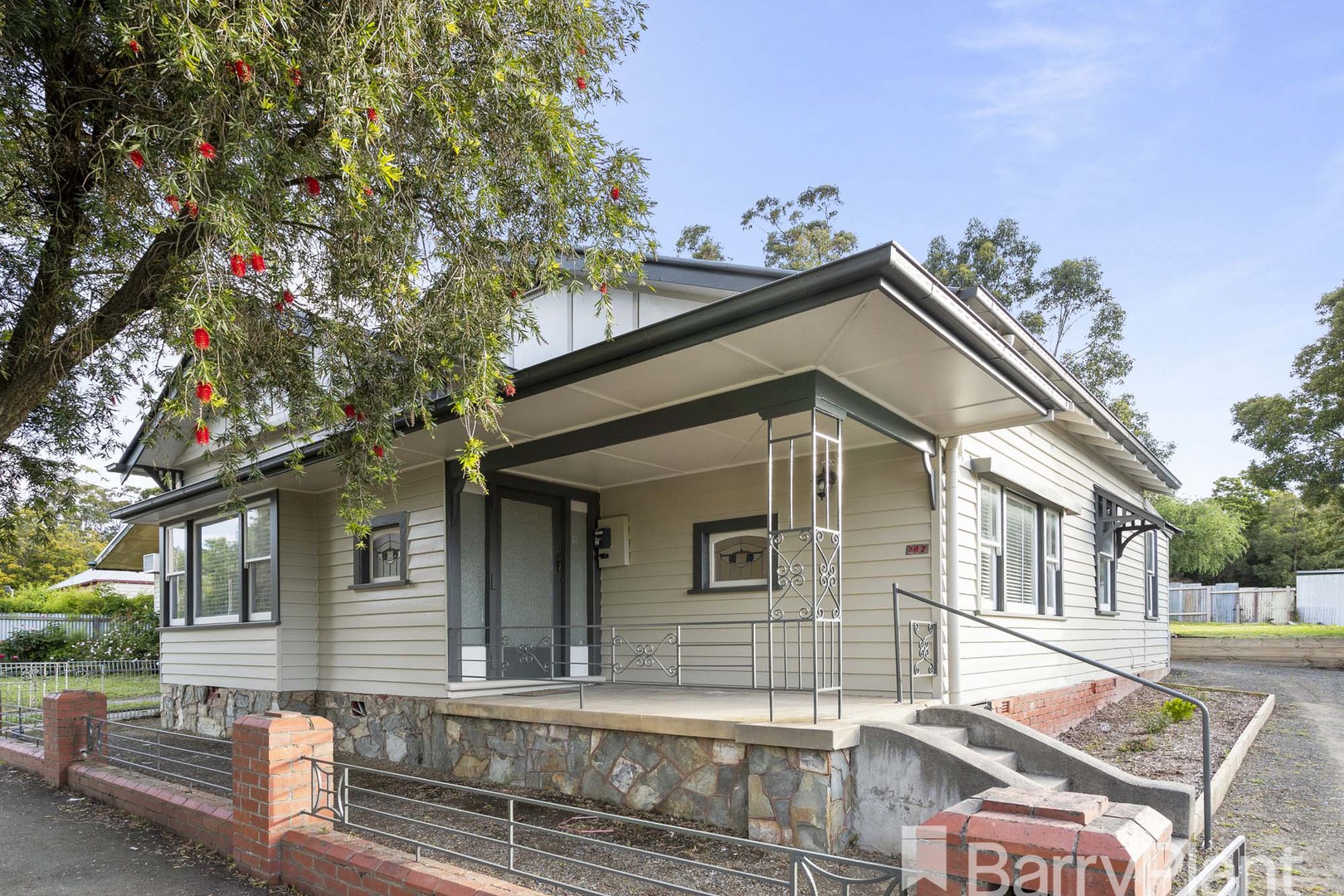 202 Bradshaw Street, Golden Point, VIC 3350 - Thumbnail 1 - 22/11/2021