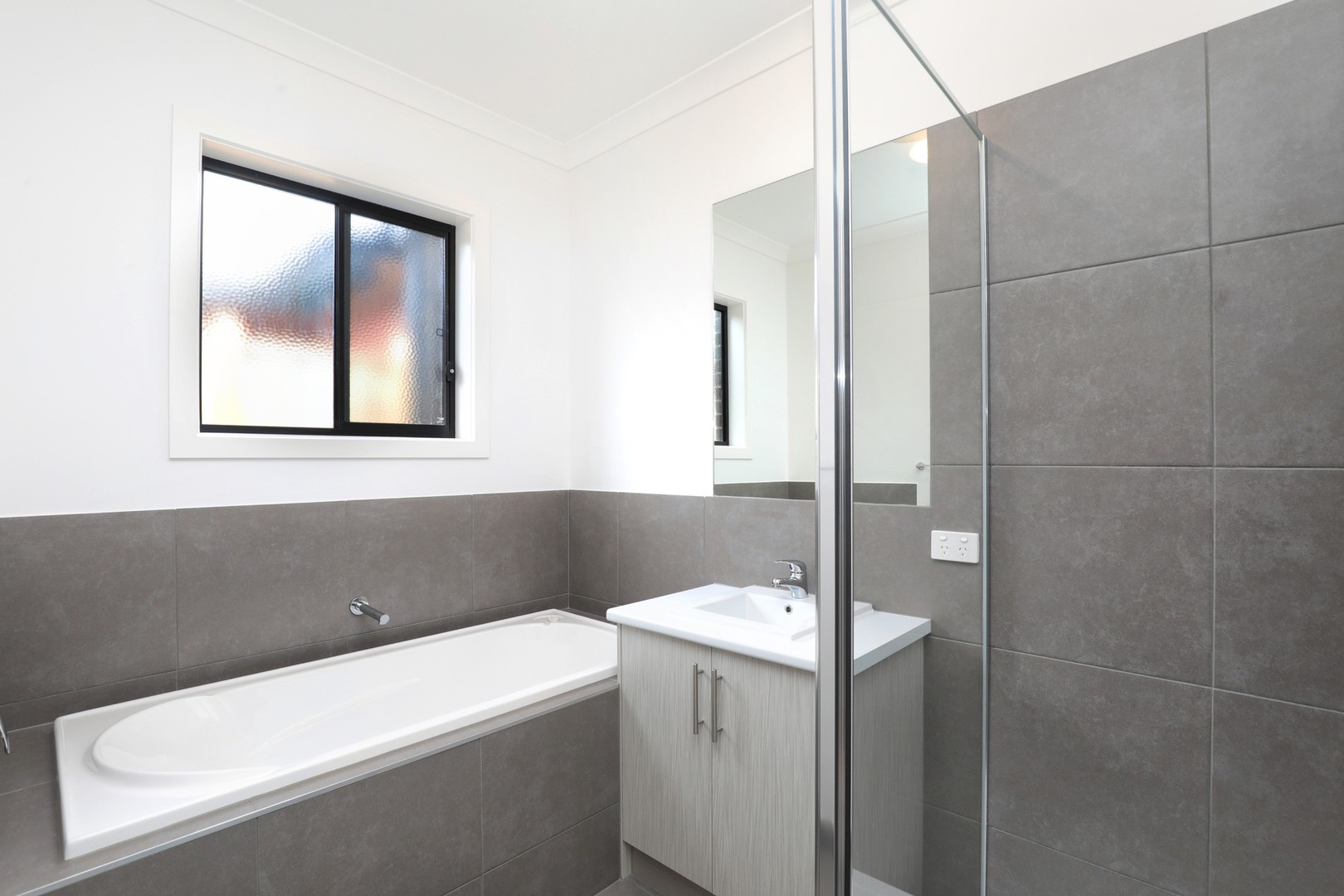 202 Haze Drive, Point Cook, VIC 3030, Point Cook - Thumbnail 6