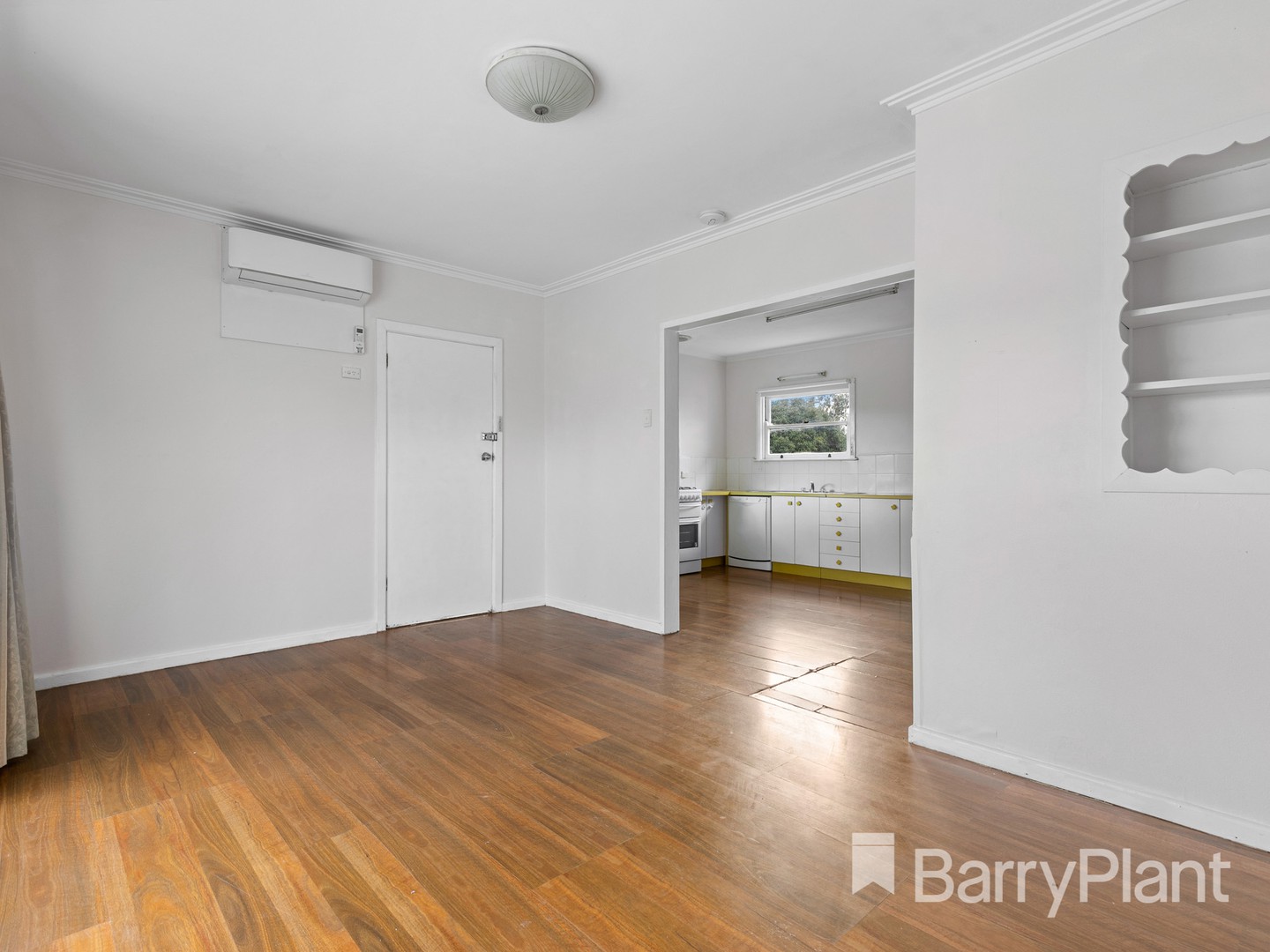 202 Richards St, Ballarat East, VIC 3350 - Thumbnail 2 - 11/04/2025