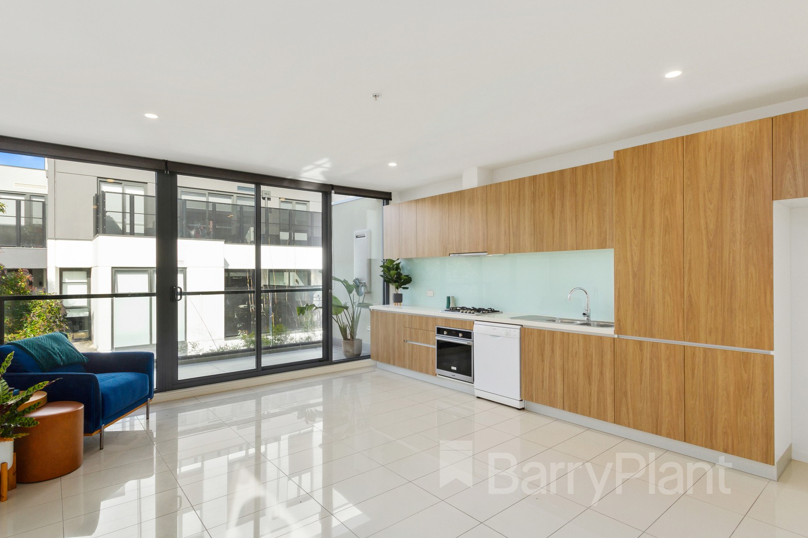203/7 Bourke Street, Ringwood, VIC 3134, Ringwood - Thumbnail 2