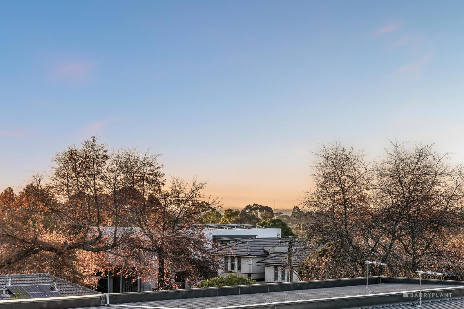 203/927 Doncaster Road, Doncaster East, VIC 3109 - Thumbnail 2 - 20/05/2025