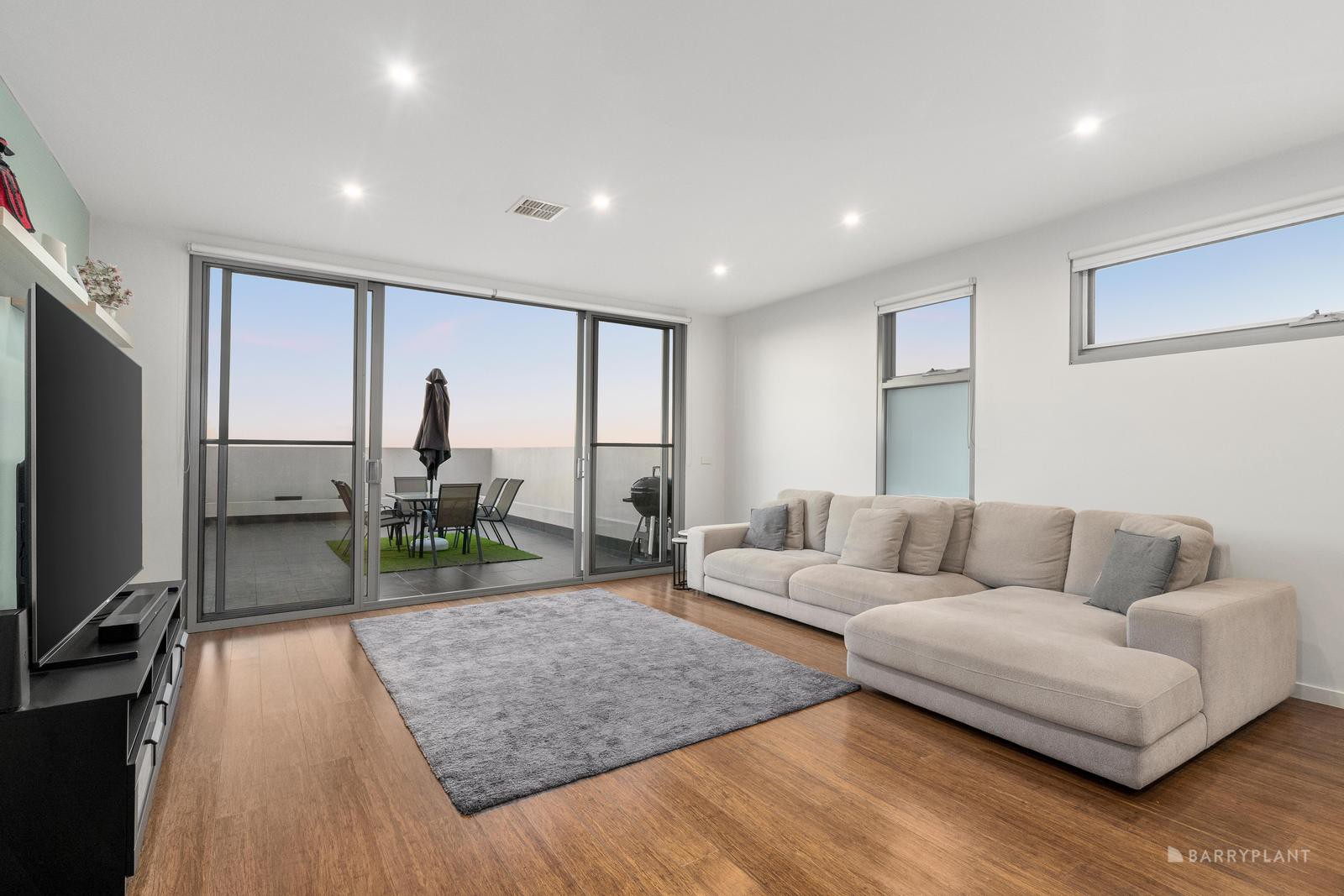 203/927 Doncaster Road, Doncaster East, VIC 3109, Doncaster East - Thumbnail 4