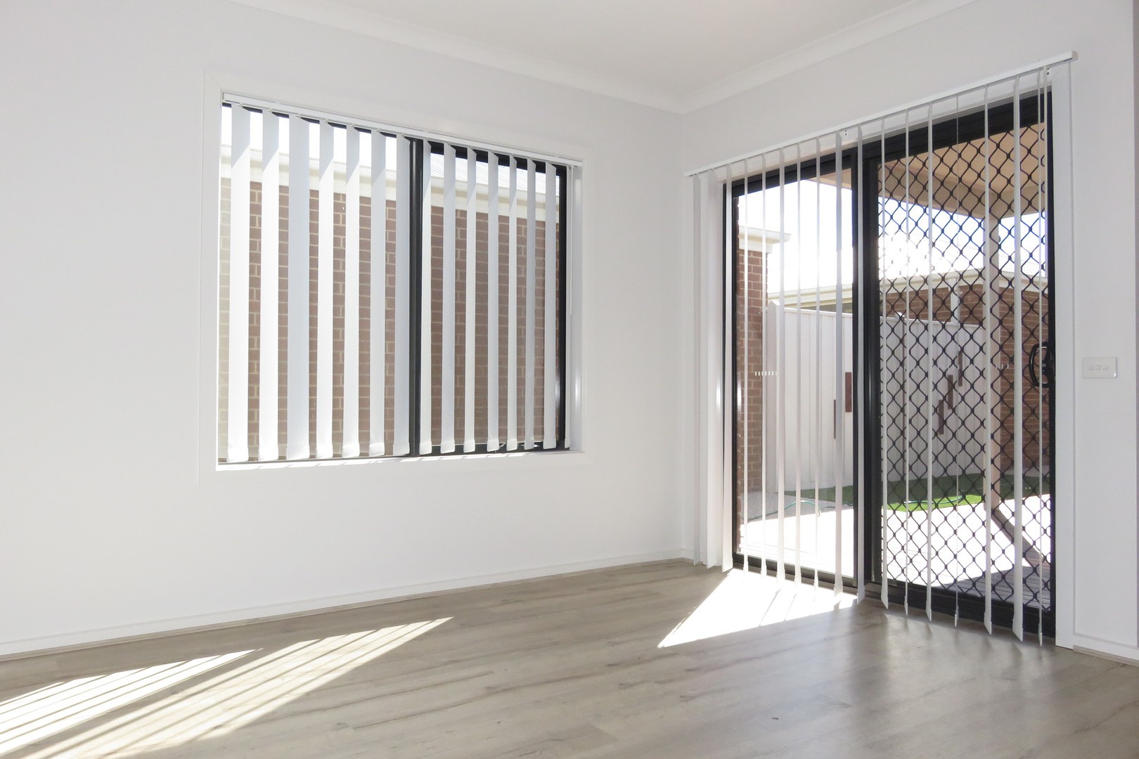 203 Mountainview Boulevard, Cranbourne North, VIC 3977, Cranbourne North - Thumbnail 6