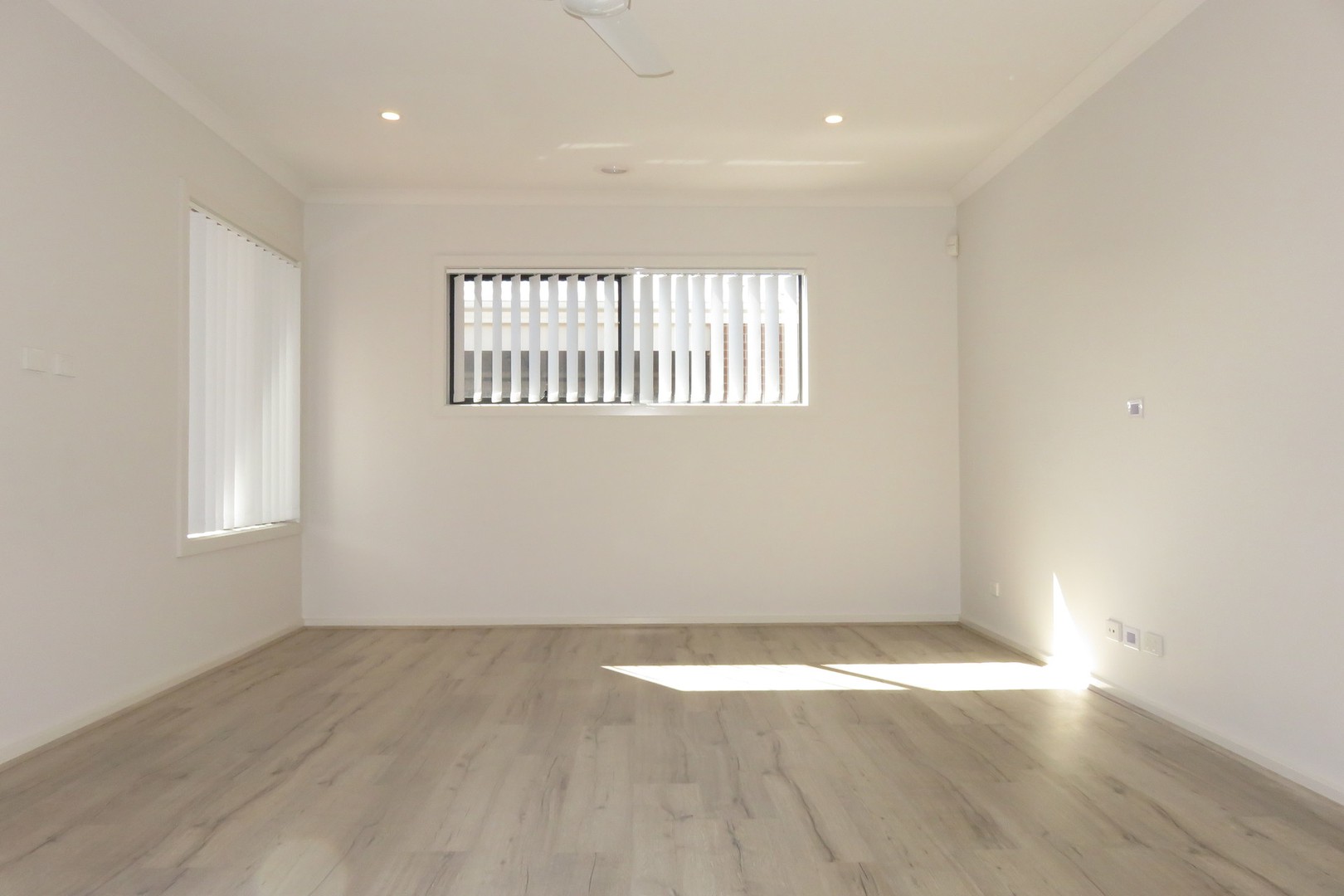 203 Mountainview Boulevard, Cranbourne North, VIC 3977, Cranbourne North - Thumbnail 7
