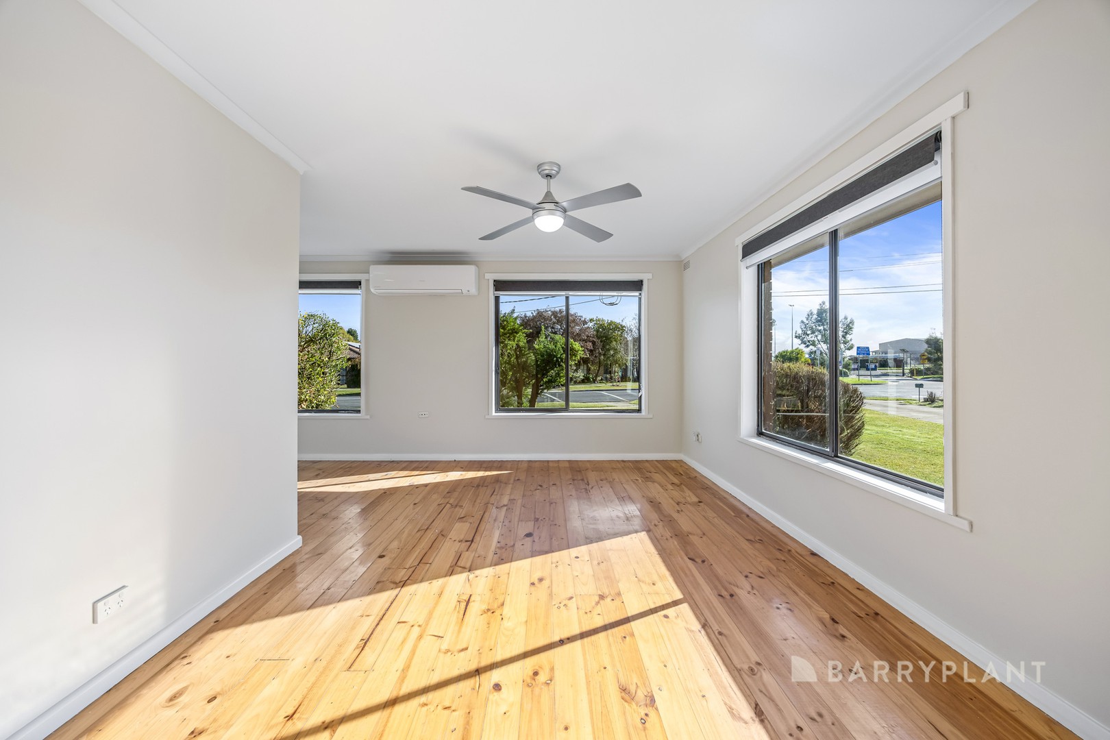 203 Warrina Drive, Delacombe, VIC 3356 - Thumbnail 2 - 02/09/2025