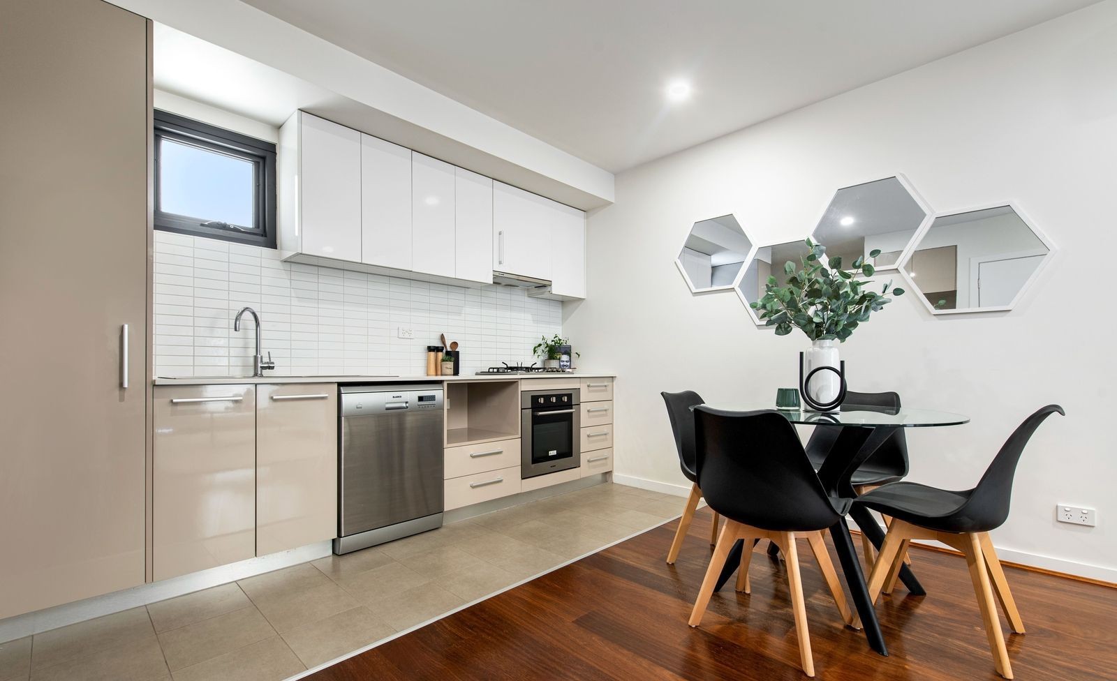 204/193-195 Springvale Road, Nunawading, VIC 3131 - Thumbnail 2 - 19/11/2025