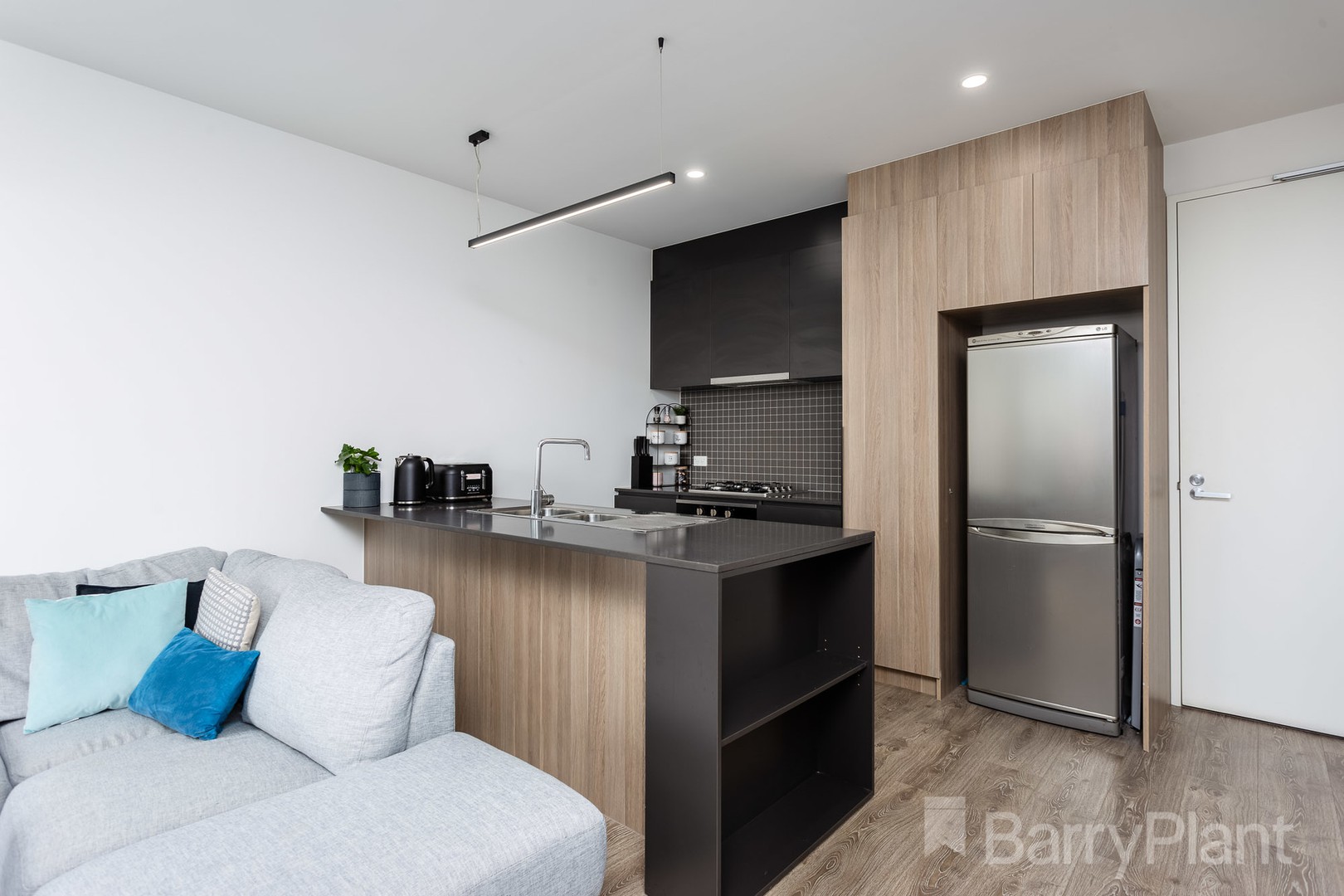 204/2 Kenswick Street, Point Cook, VIC 3030, Point Cook - Thumbnail 3