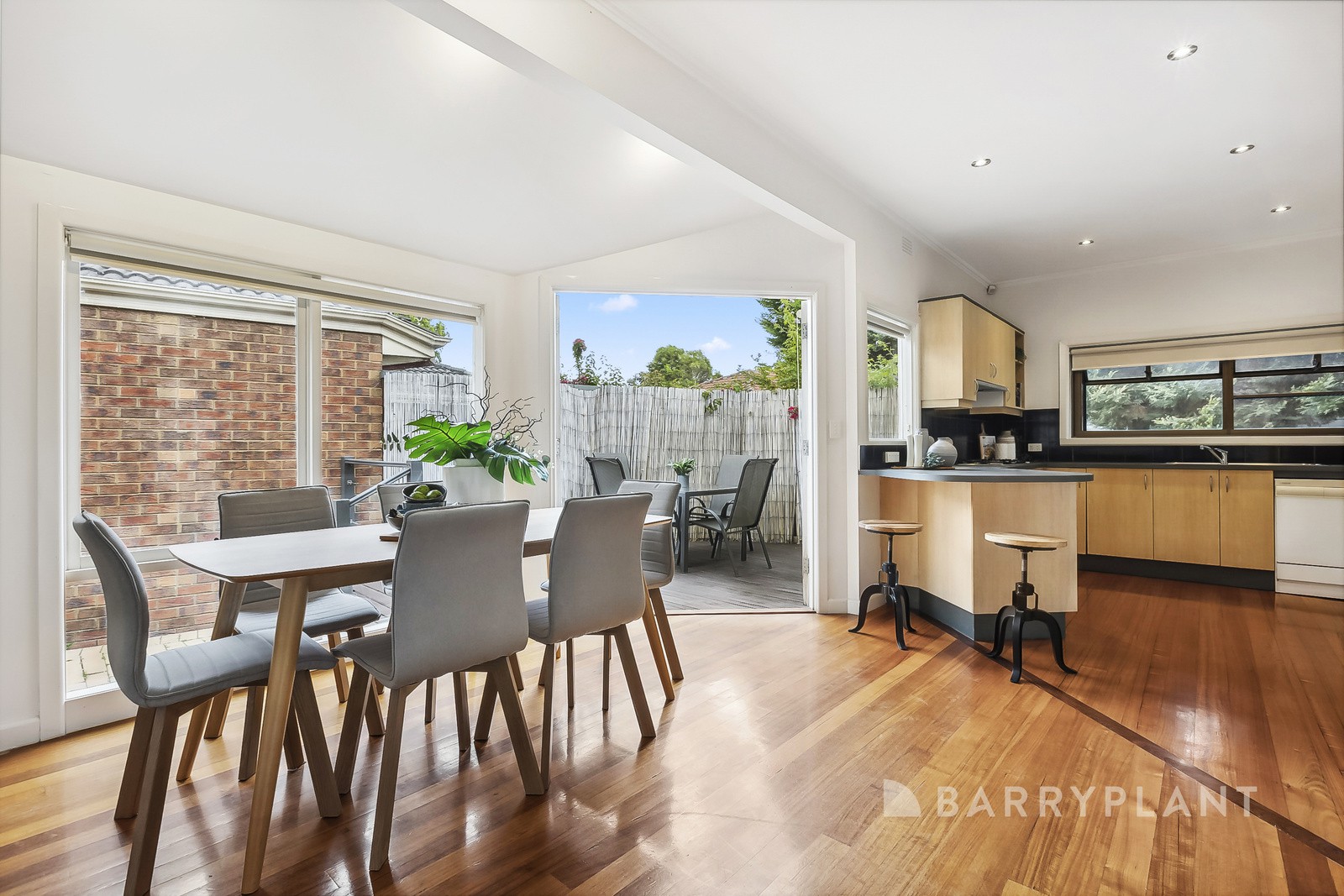 204 Blackburn Road, Blackburn South, VIC 3130, Greensborough - Thumbnail 4