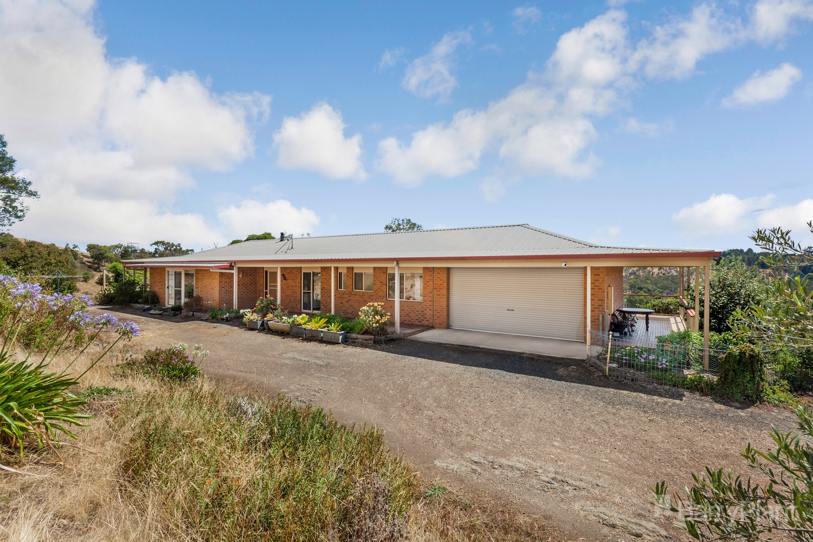 204 Reid Road, Reedy Creek, VIC 3658 - Thumbnail 2 - 01/02/2022