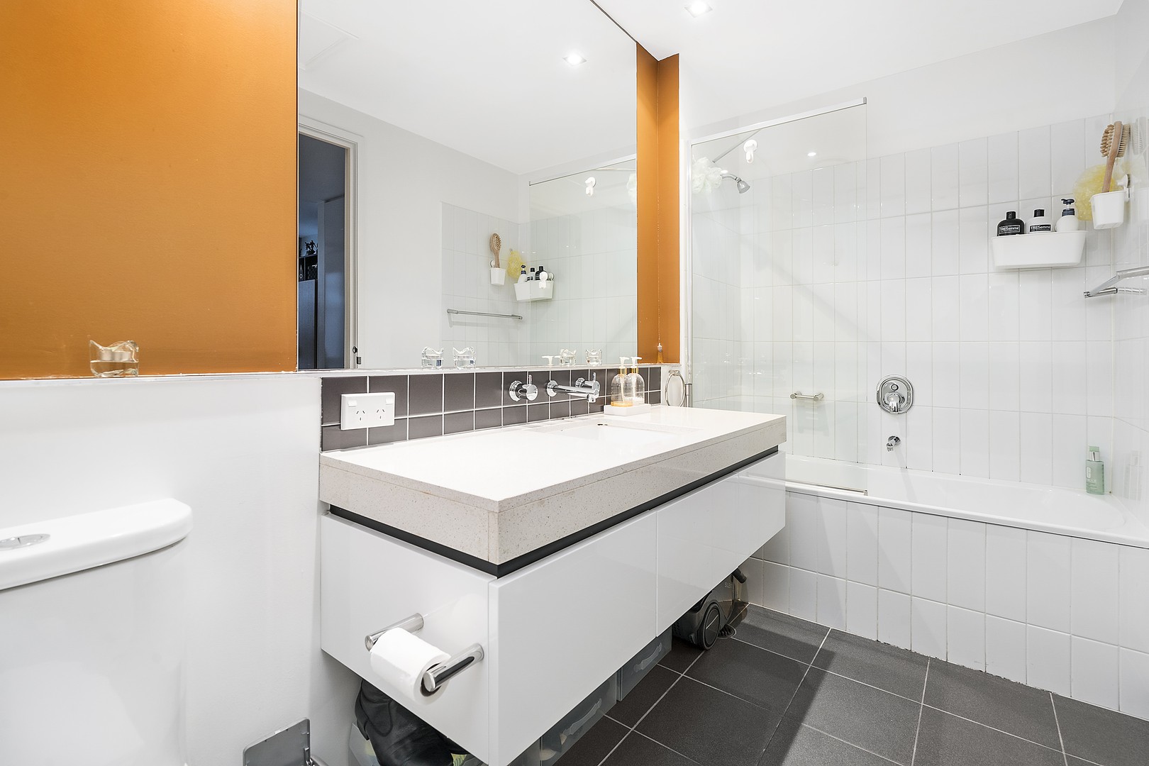 204F/91 Dow Street, Port Melbourne, VIC 3207, Port Melbourne - Thumbnail 5