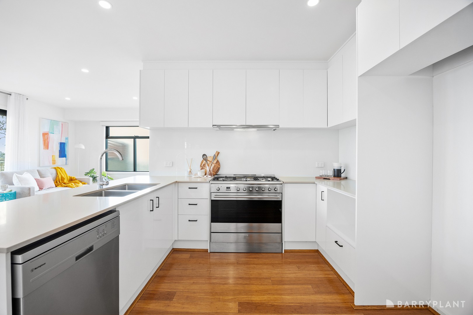 205/18 Myrtle Street, Bayswater, VIC 3153 - Thumbnail 2 - 08/10/2025