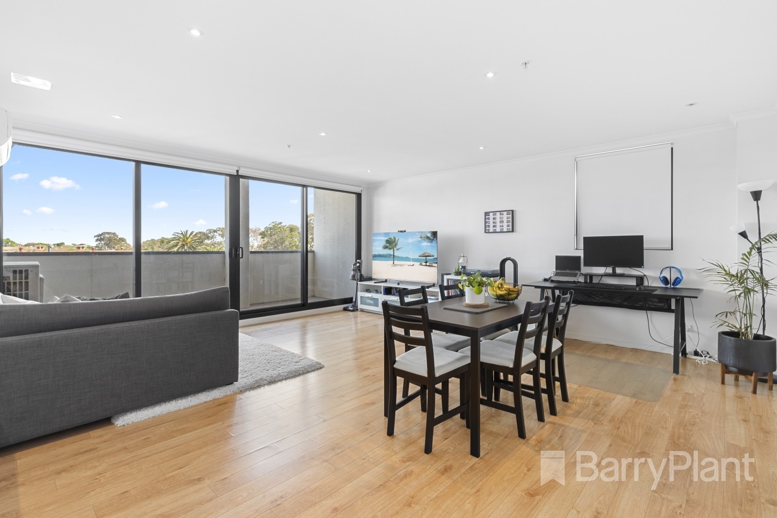 205/28 Warwick Avenue, Springvale, VIC 3171, Springvale - Thumbnail 2
