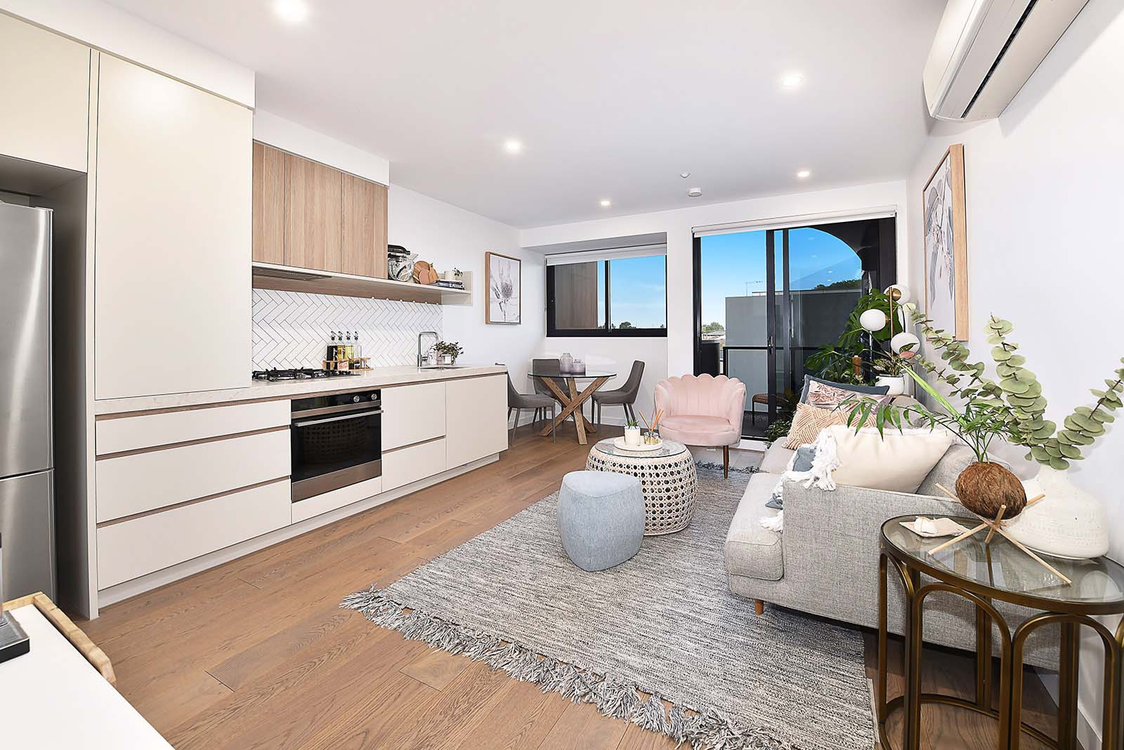 205/294 Keilor Road, Essendon North, VIC 3041 - Thumbnail 1 - 25/03/2022