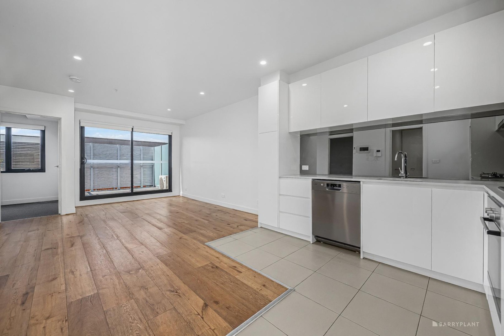 205/373-377 Burwood Highway, Burwood, VIC 3125 - Thumbnail 2 - 02/10/2025