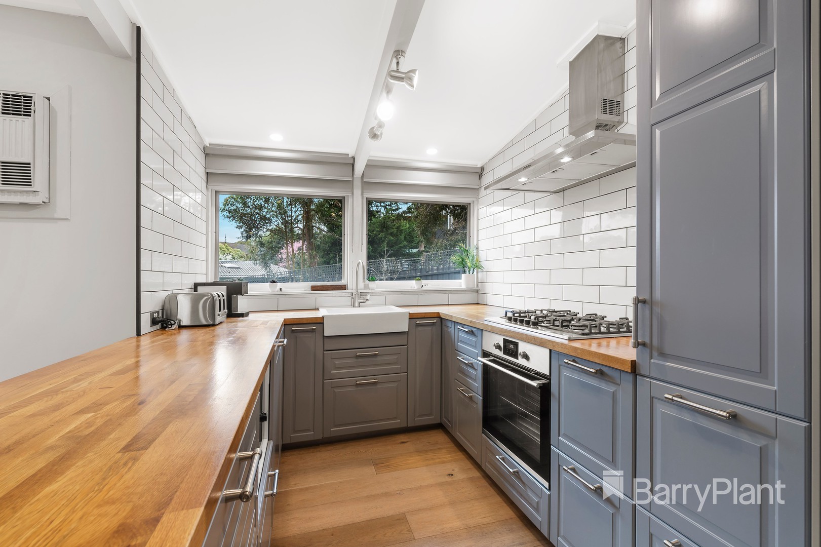 205 St Helena RoadGreensborough, VIC 3088, Greensborough - Thumbnail 4