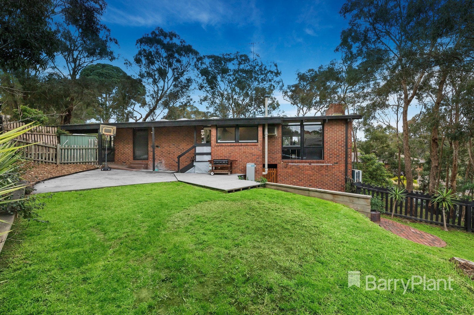205 St Helena RoadGreensborough, VIC 3088, Greensborough - Thumbnail 8