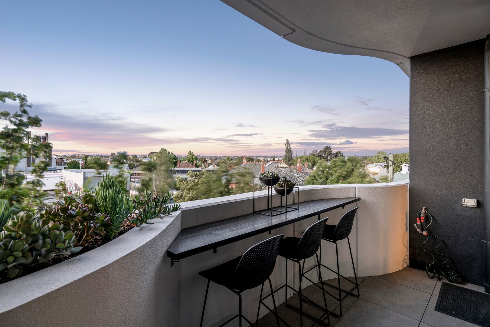 206/2 Mascoma Street, Ascot Vale, VIC 3032 - Thumbnail 2 - 05/12/2025