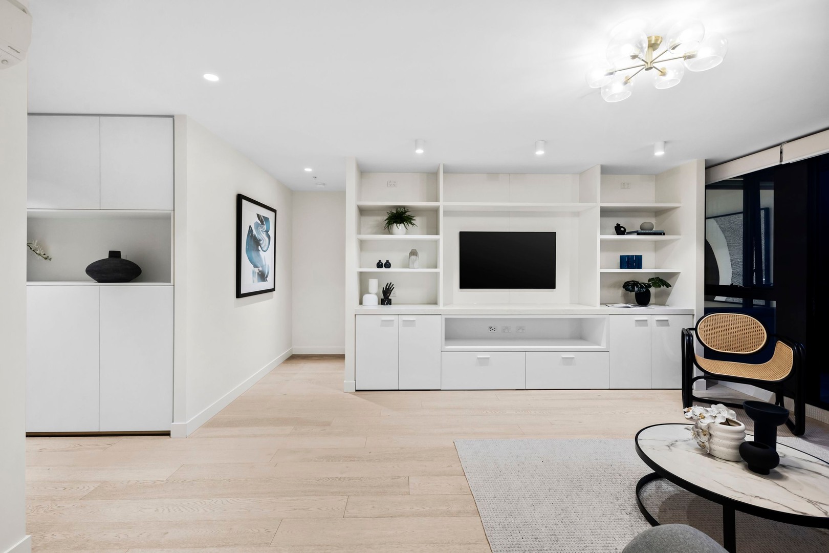 206/9 Shuter Street, Moonee Ponds, VIC 3039 - Thumbnail 2 - 05/05/2023