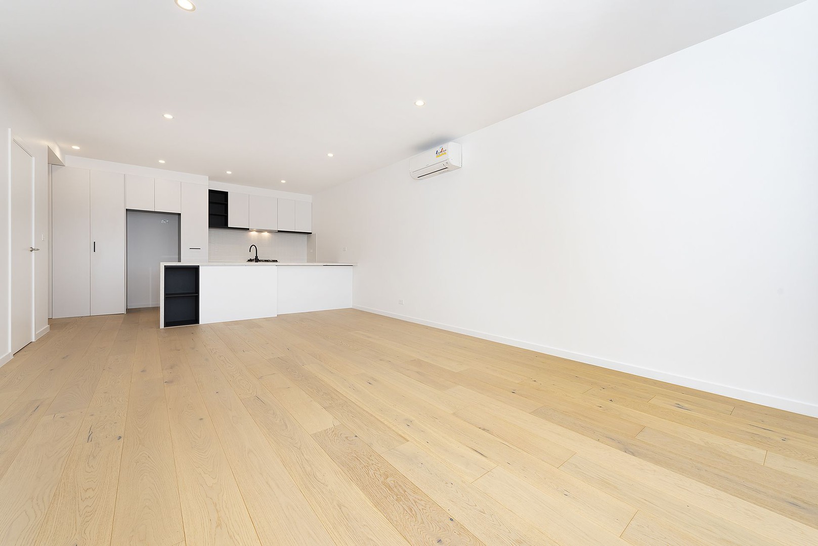 207/10 Shuter Street, Moonee Ponds, VIC 3039, Moonee Ponds - Thumbnail 2