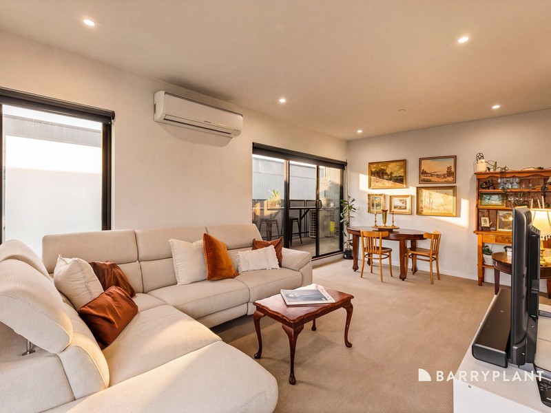207/30 Oleander Drive, Mill Park, VIC 3082 - Image - 14/10/2026