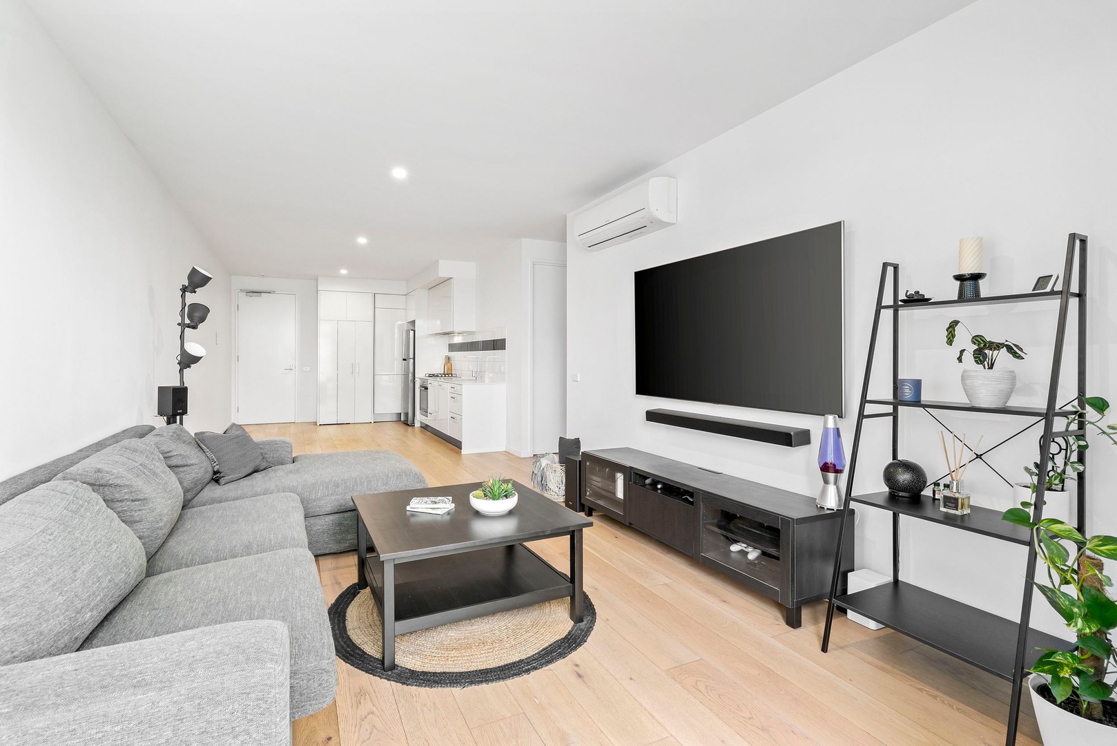 207/324 Pascoe Vale Road, Essendon, VIC 3040, Essendon - Thumbnail 2