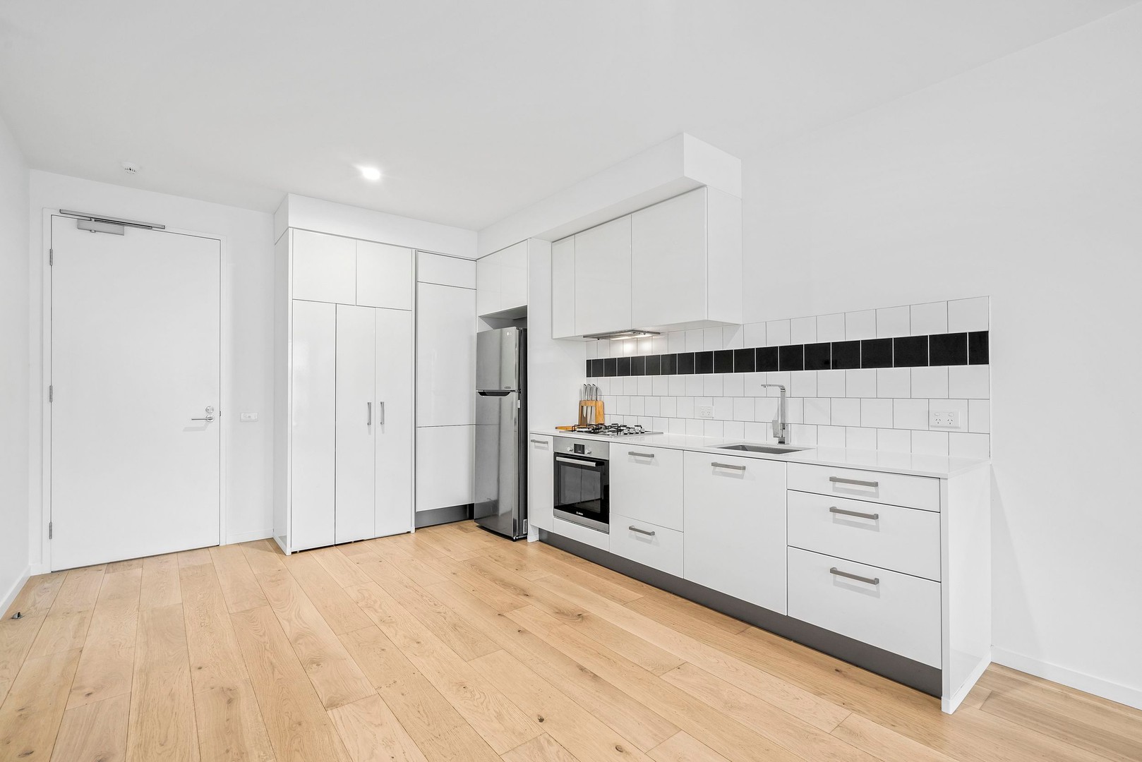 207/324 Pascoe Vale Road, Essendon, VIC 3040, Essendon - Thumbnail 4
