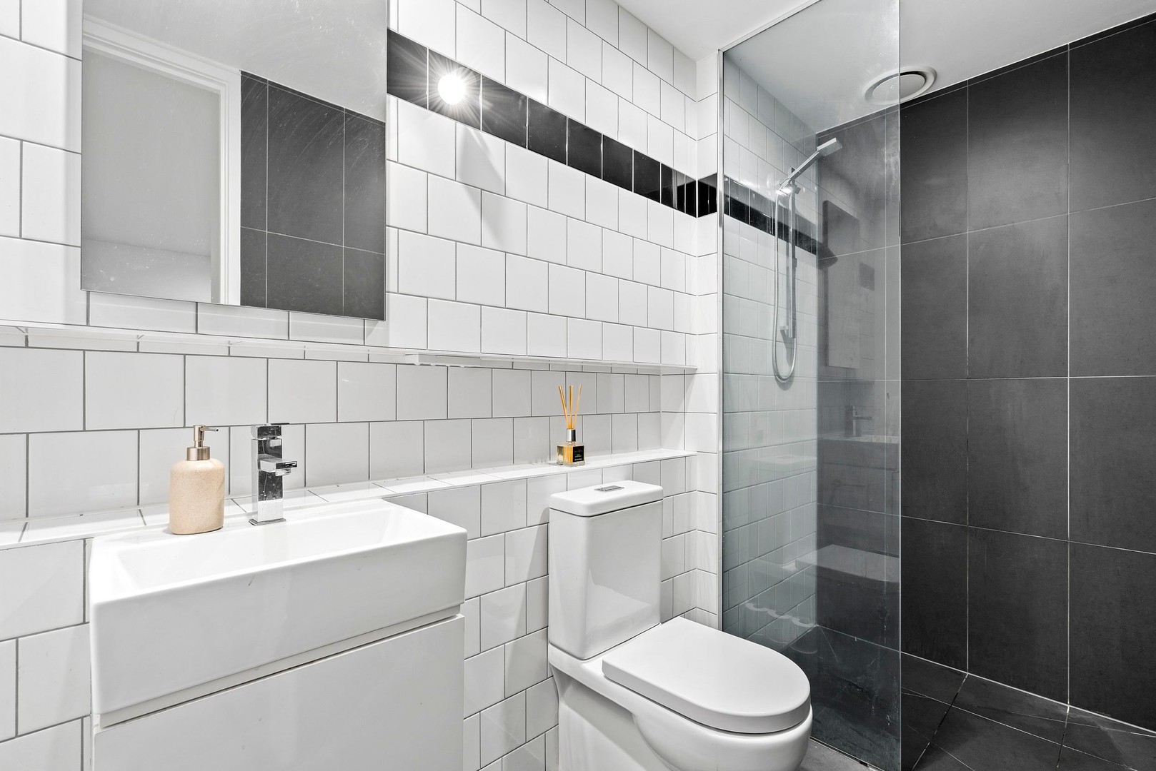 207/324 Pascoe Vale Road, Essendon, VIC 3040, Essendon - Thumbnail 8
