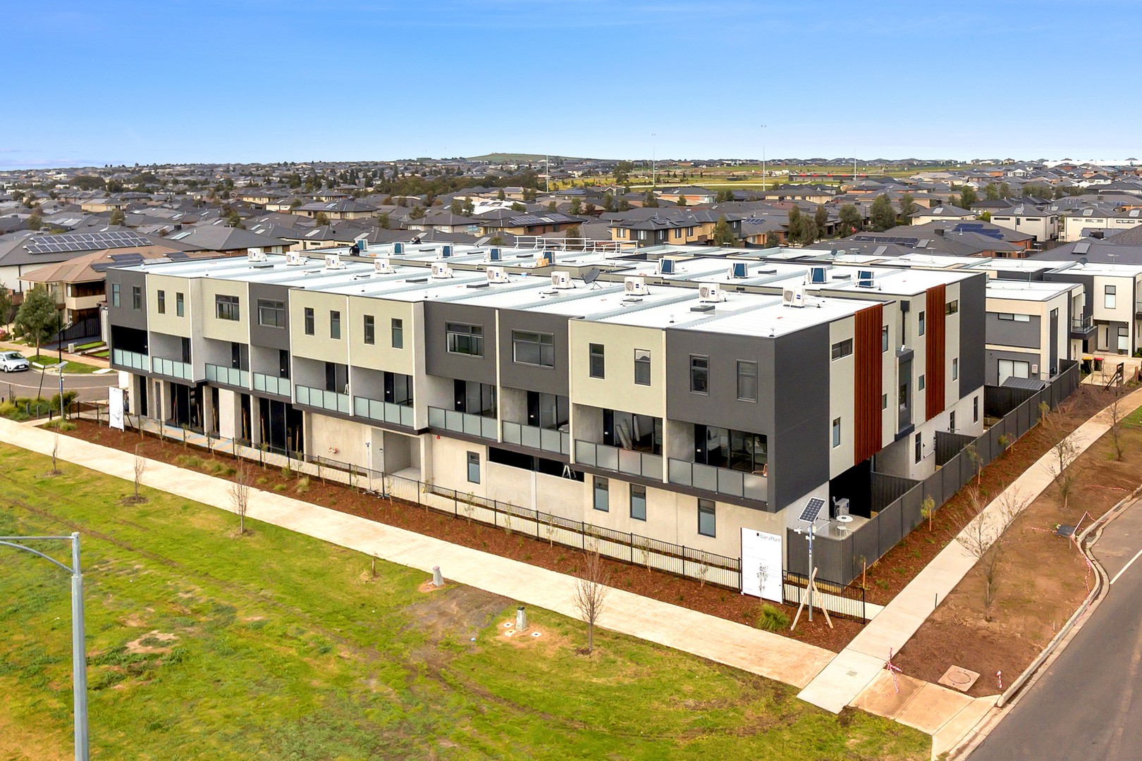 208/2 Fortitude Drive, Craigieburn, VIC 3064, Craigieburn - Thumbnail 8