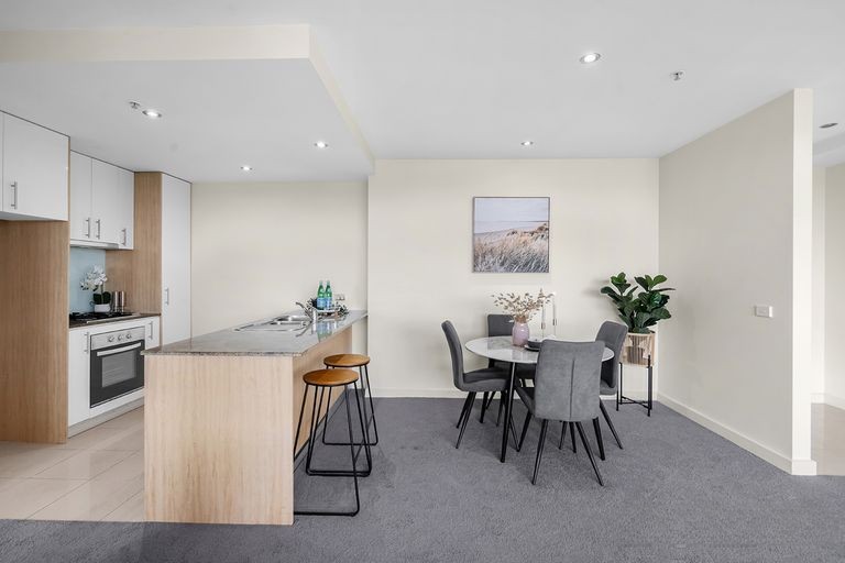 208/8 Clay Drive, Doncaster, VIC 3108, Doncaster - Thumbnail 5
