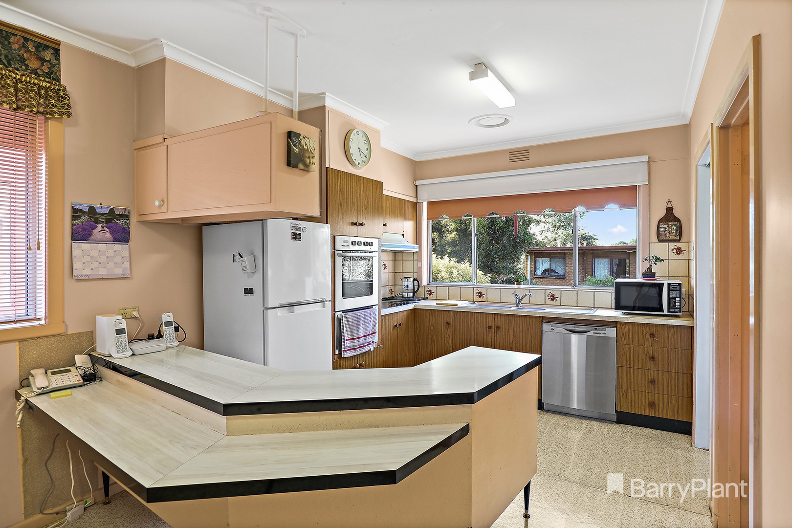 208 Mascoma Street, Strathmore, VIC 3041, Strathmore - Thumbnail 2