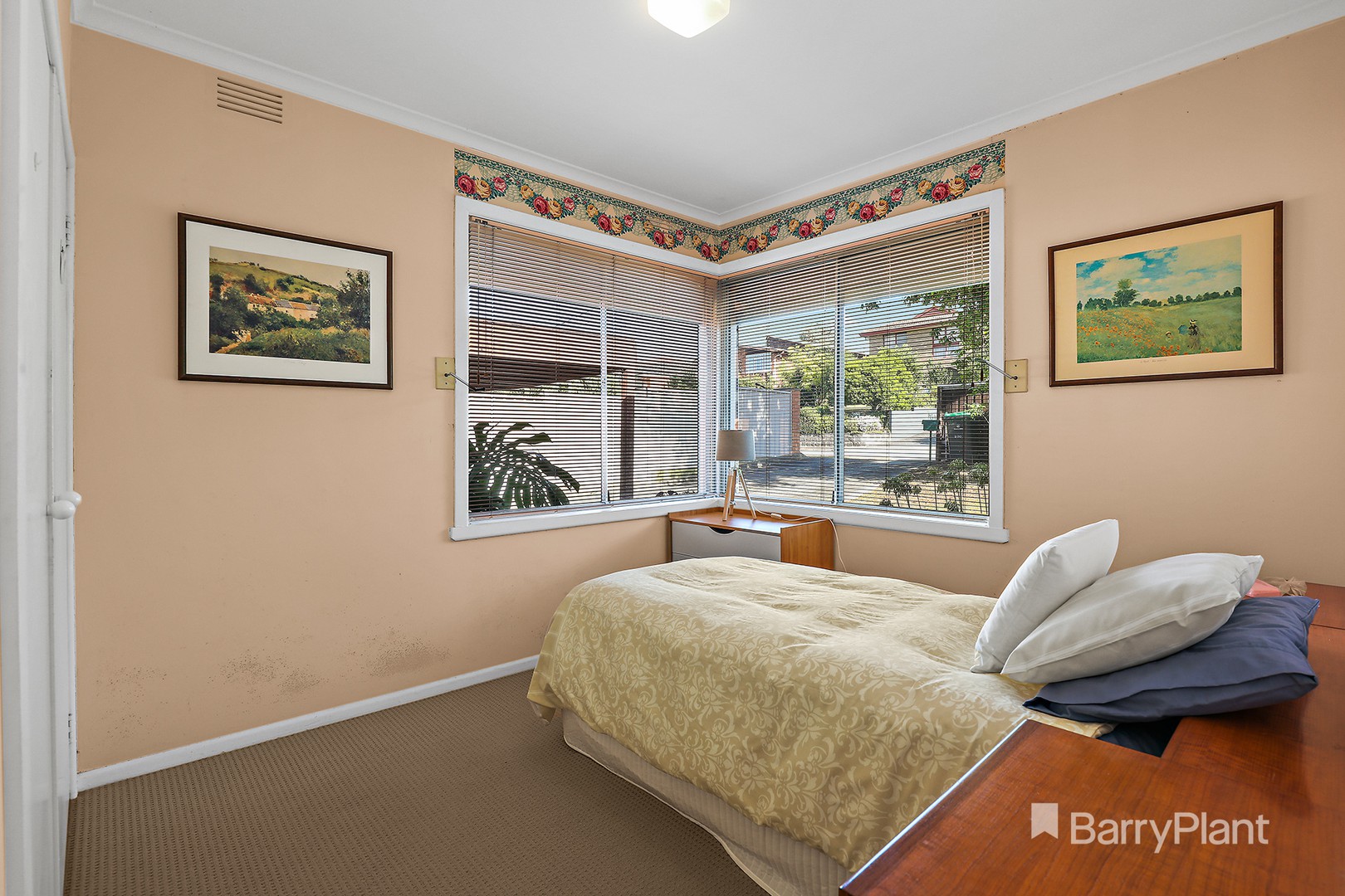 208 Mascoma Street, Strathmore, VIC 3041, Strathmore - Thumbnail 6