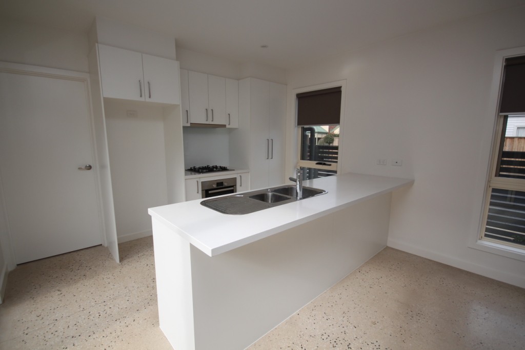 208 Shannon Avenue, Geelong West, VIC 3218, Geelong West - Thumbnail 2