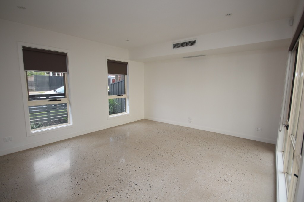 208 Shannon Avenue, Geelong West, VIC 3218, Geelong West - Thumbnail 5