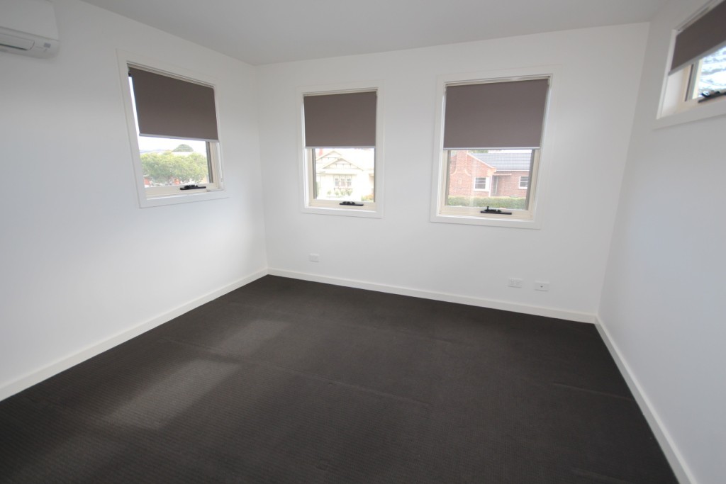 208 Shannon Avenue, Geelong West, VIC 3218, Geelong West - Thumbnail 6