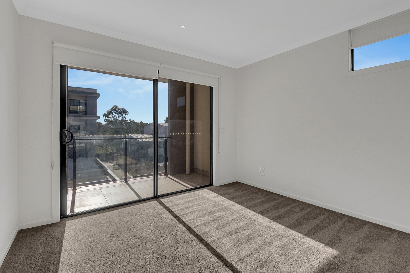 209/40 Bush Boulevard, Mill Park, VIC 3082, Mill Park - Thumbnail 3