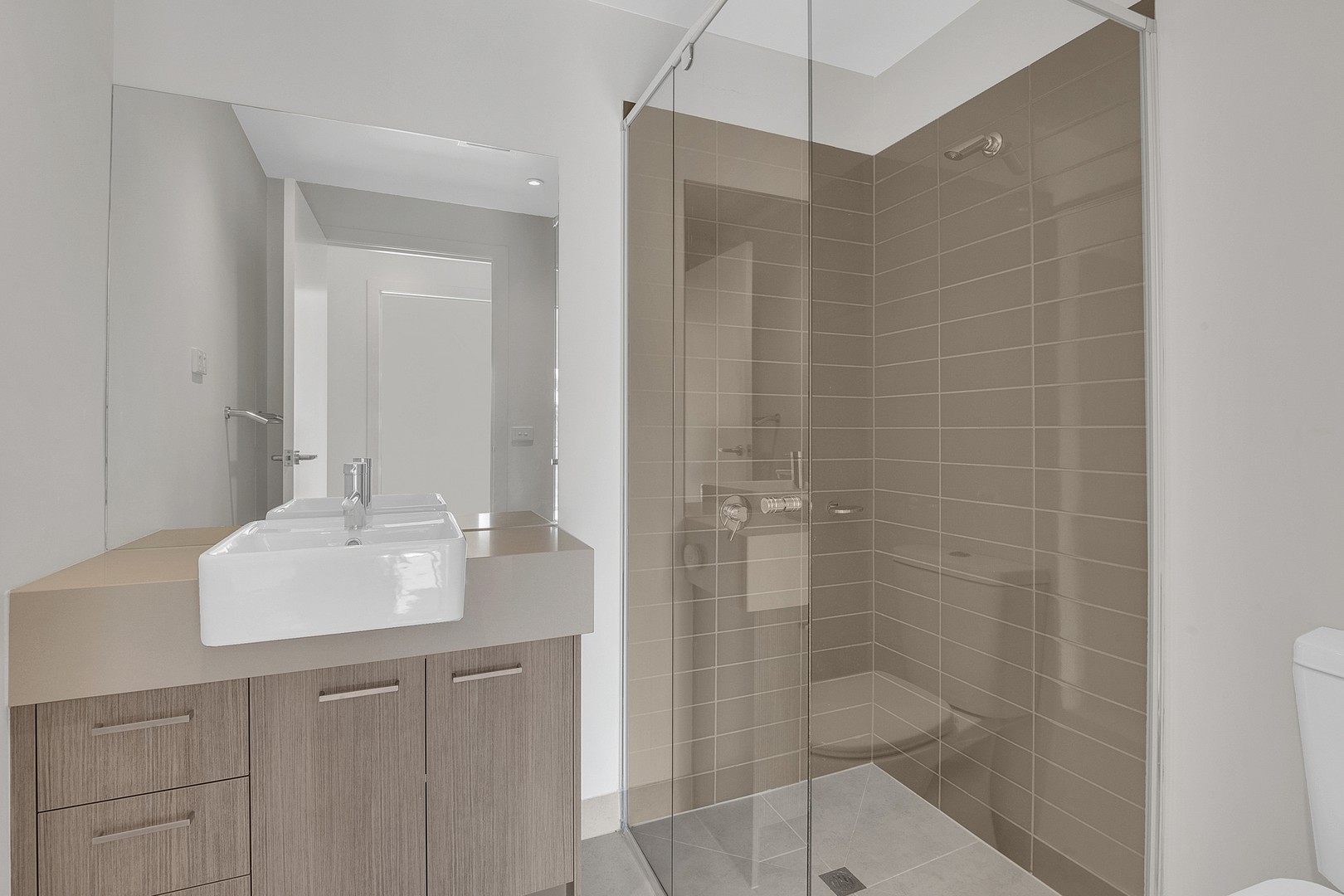 209/40 Bush Boulevard, Mill Park, VIC 3082, Mill Park - Thumbnail 8