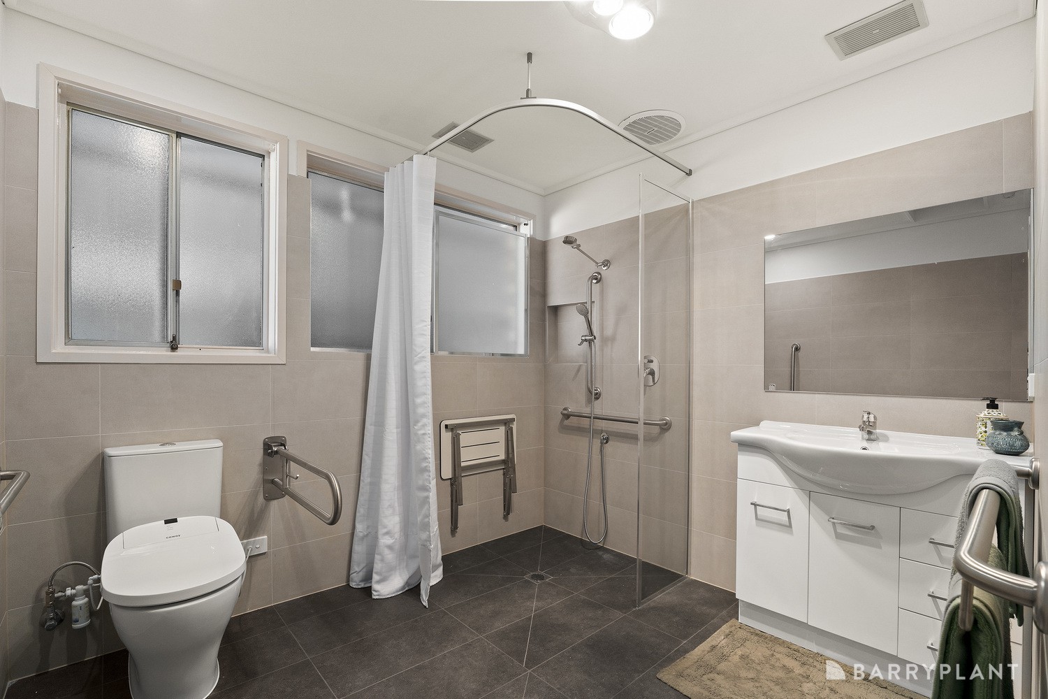 209 Greenwood Drive, Bundoora, VIC 3083, Bundoora - Thumbnail 5