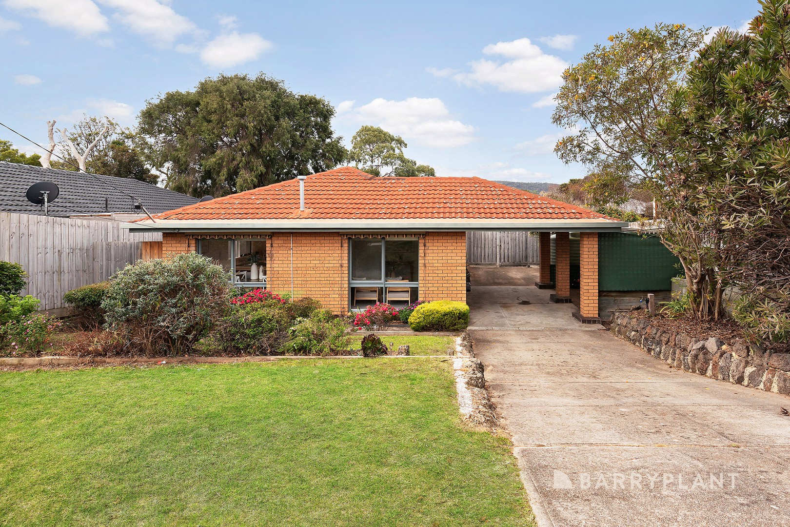 209 Ninth Avenue South, Rosebud, VIC 3939, Rosebud - Thumbnail 2